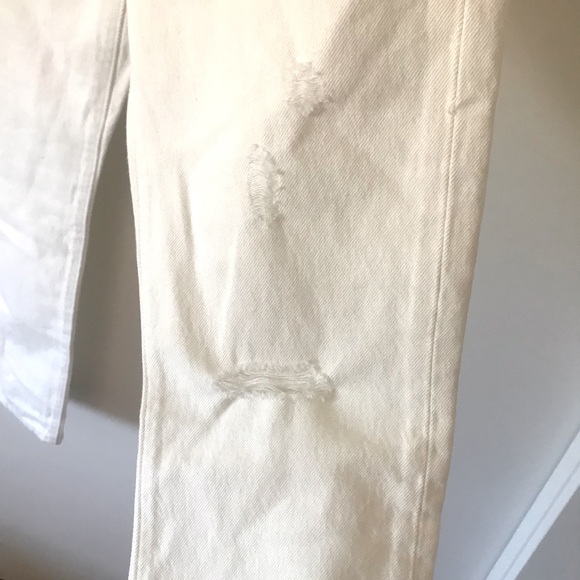 NWOT Aritzia Levi’s 501 White Jeans Sz 25 - Picture 4 of 7